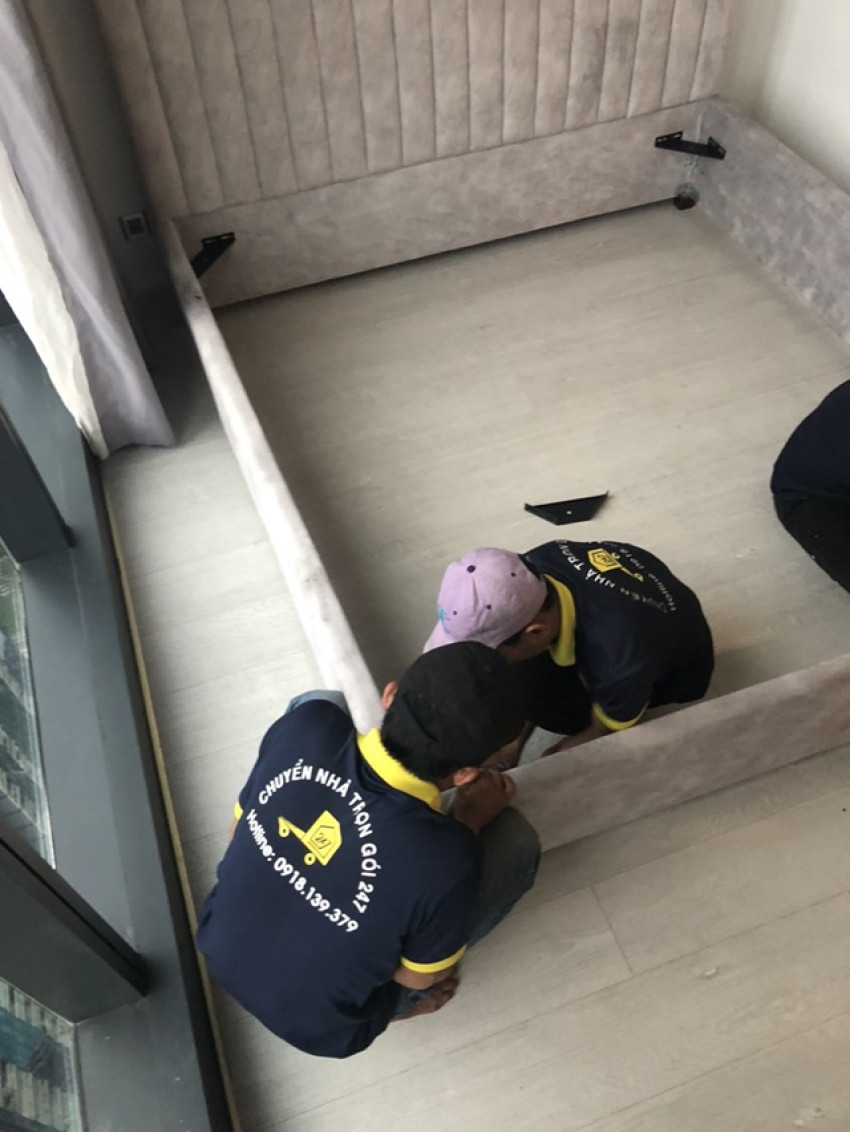 Dịch Vụ Vận Chuyển Cửa Hàng Quận Tân Phú